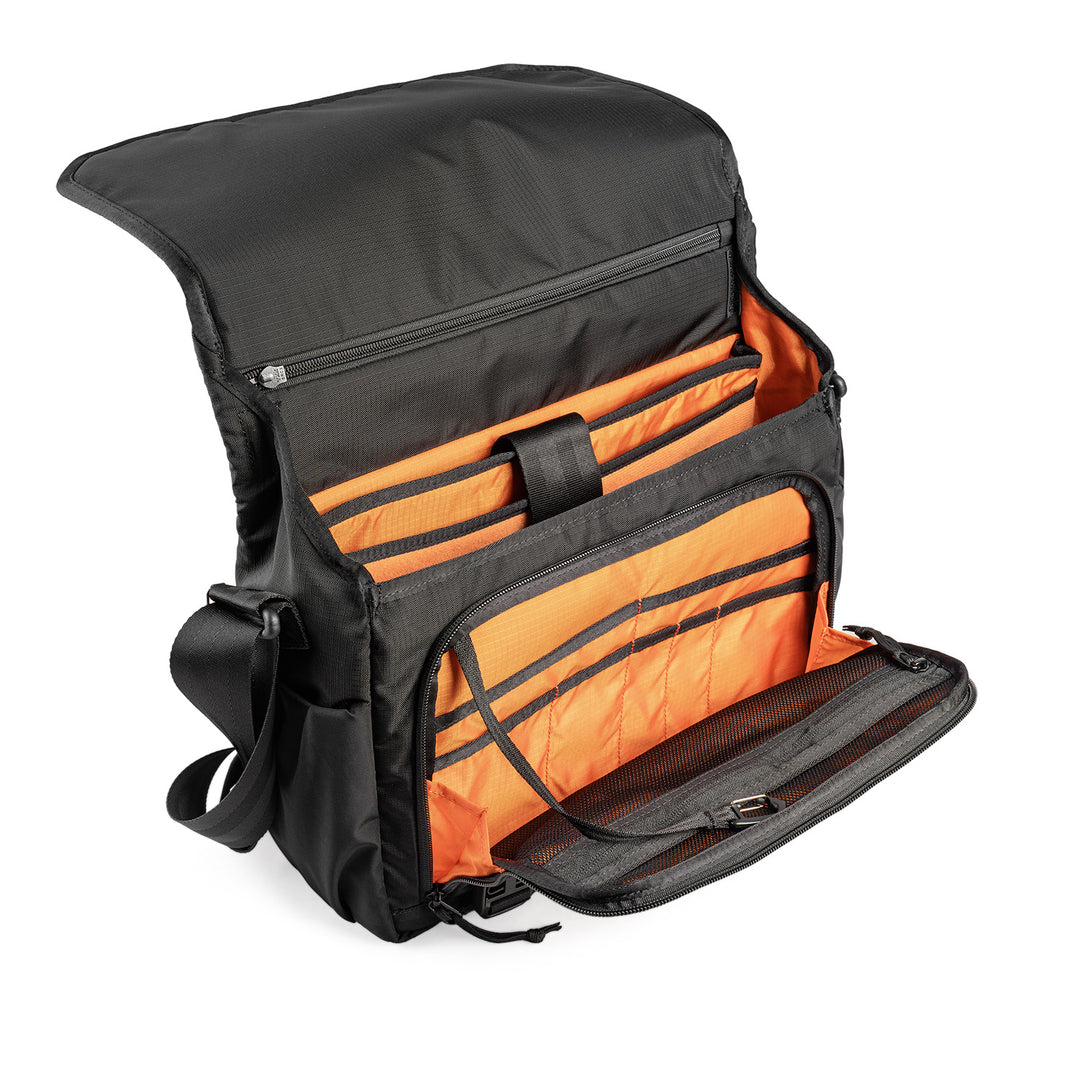 CT MESSENGER BAG 14 - Robic® Nylon 420D Ripstop