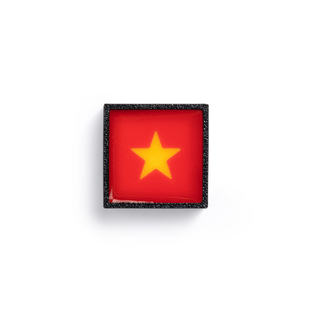 MOLLE Clip Vietnam Flag - Glow In The Dark