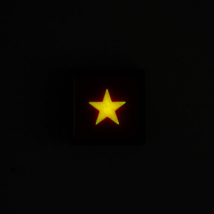 MOLLE Clip Vietnam Flag - Glow In The Dark